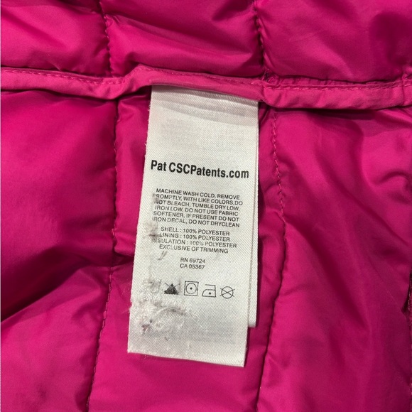 Columbia Women’s Lightweight Puffer Jacket in Gray and Pink - Picture 4 of 12